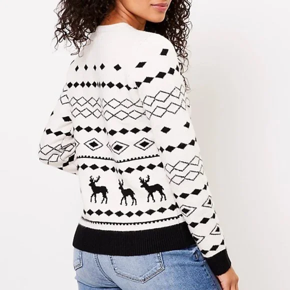 🌺LOFT | Reindeer Sweater - Picture 2 of 3